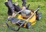 Oplaadbare DeWalt DCMW564P2-QW van 48 cm en 2 lithium-ionbatterijen van 18 V en 5,0 Ah - Afbeelding 2