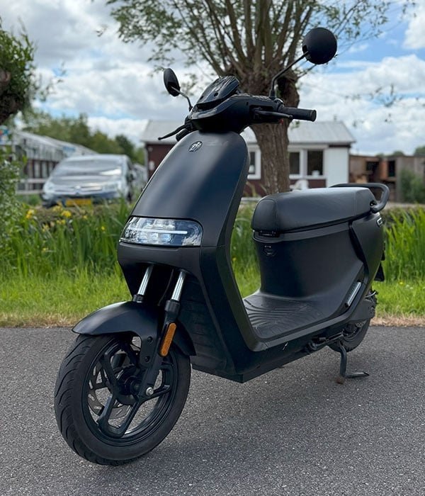 9bb45a92-190e-48da-a761-97c801aa827b Segway E110SE 45 mph lanceringseditie - Afbeelding 1