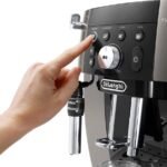 DeLonghi Magnifica S Smart Volautomatische Koffiemachine ECAM250.33.TB - Afbeelding 3