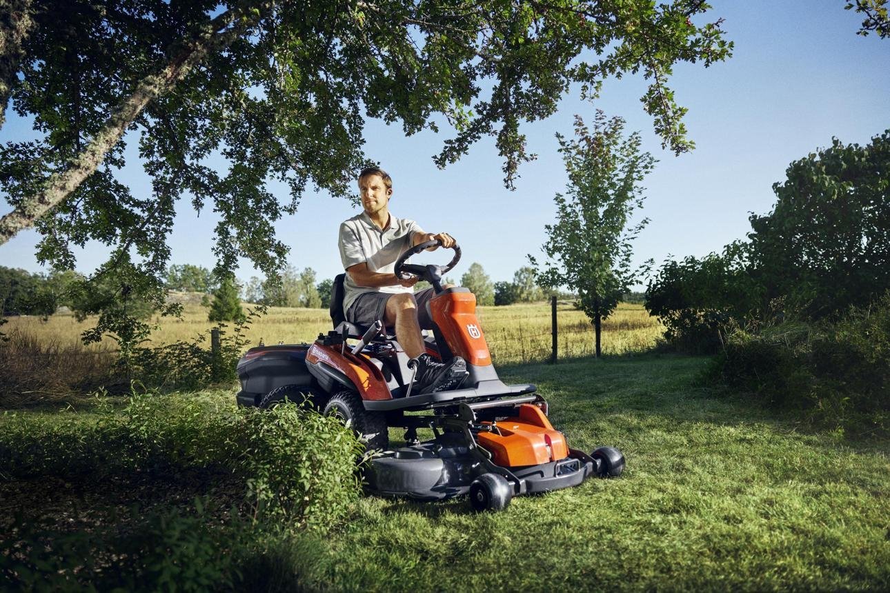 77-2.jpg Husqvarna R 200iX - Afbeelding 1
